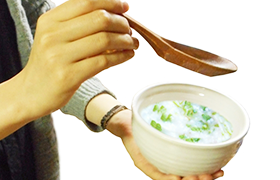 食事のお手伝い